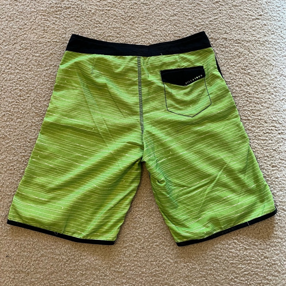 Billabong boardshorts - Picture 2 of 2